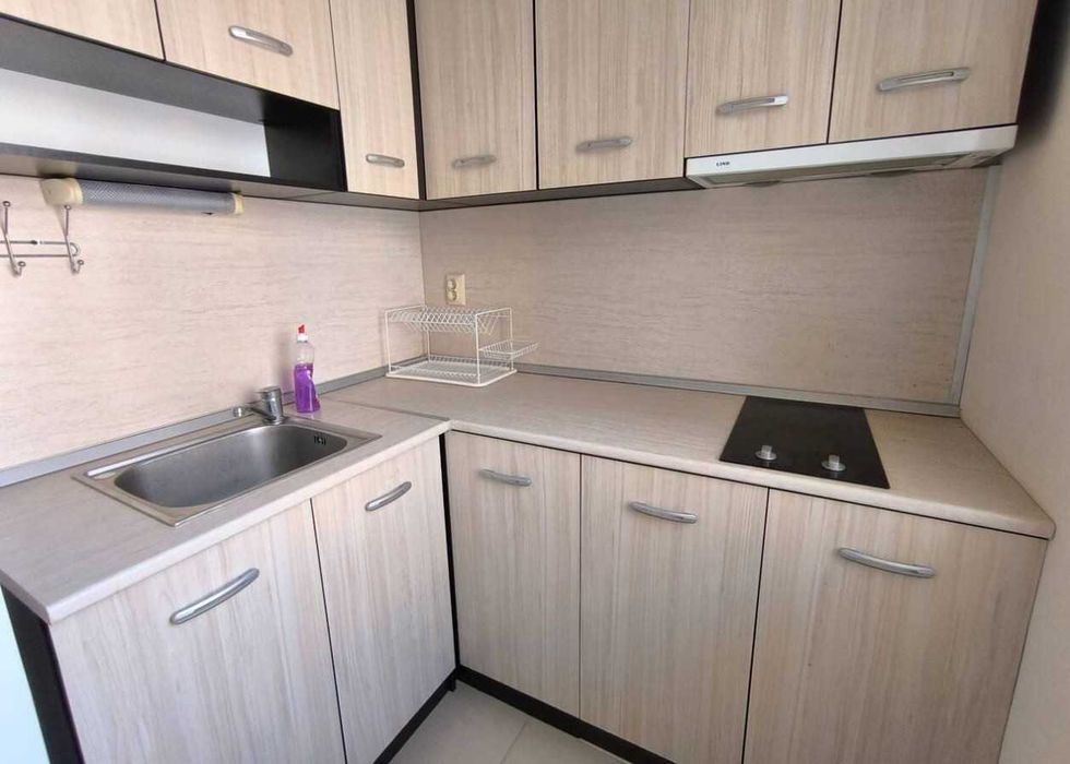 Продава се Едностаен апартамент в Поморие - 47 кв.м за 1532 €/кв.м - Снимка #1