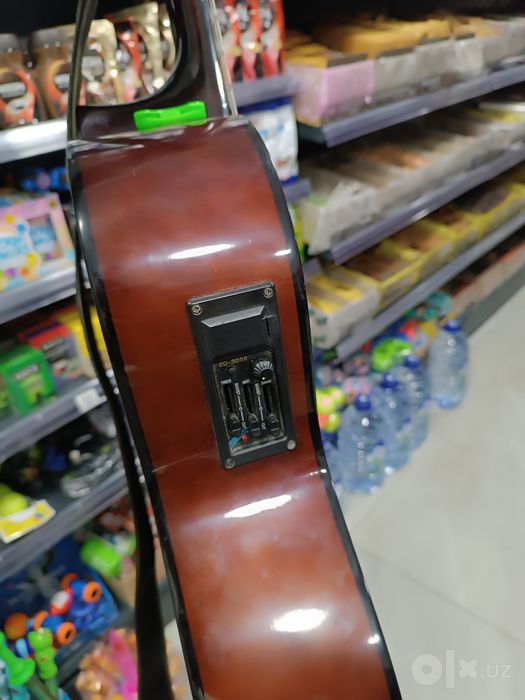 Valencia gitara elektronniy