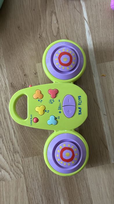 Музикална играчка + играчки за люлка