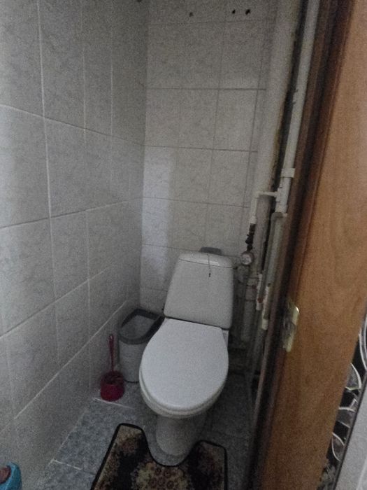 Сдам 2 ком +ком.усуги.8 мкр