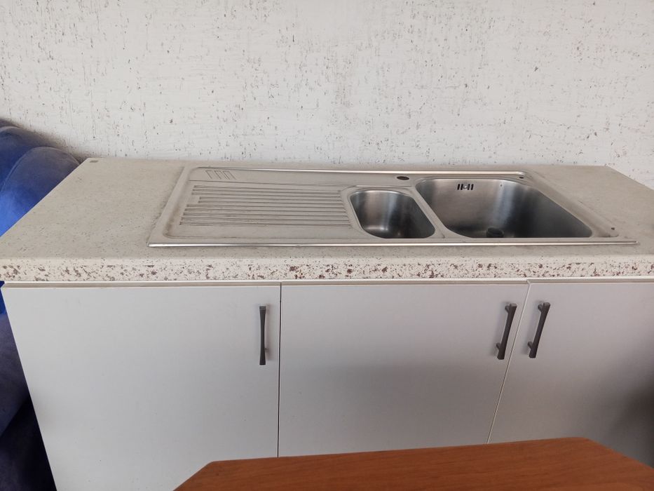 Продам кухню раковину
