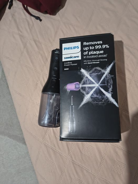 Зъбен душ Philips Sonicare 3000