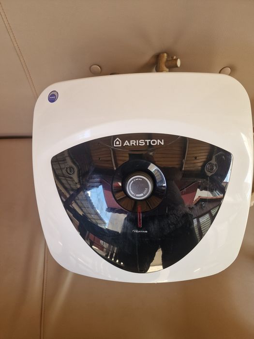 Vand boiler electric de 10 l