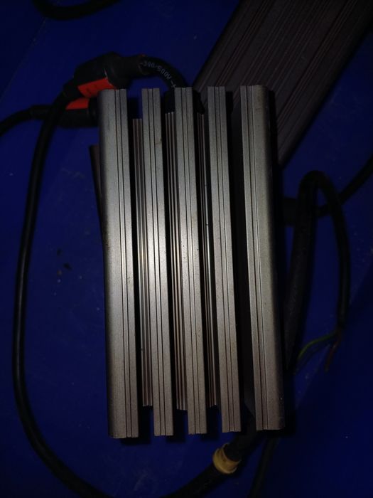 Radiator compact antiinghet cu termostat pe cablu