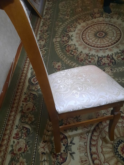 Стулья в хорошем состоянии