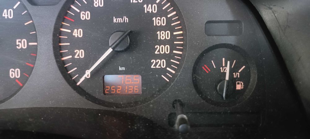Opel Zafira A - 2004 г.
