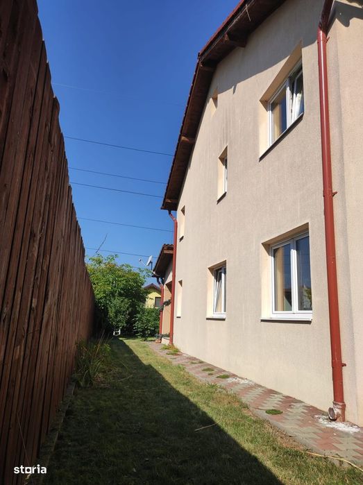 Casă finisată cu curte proprie,garaj in Gheorgheni lângă baza sportivă