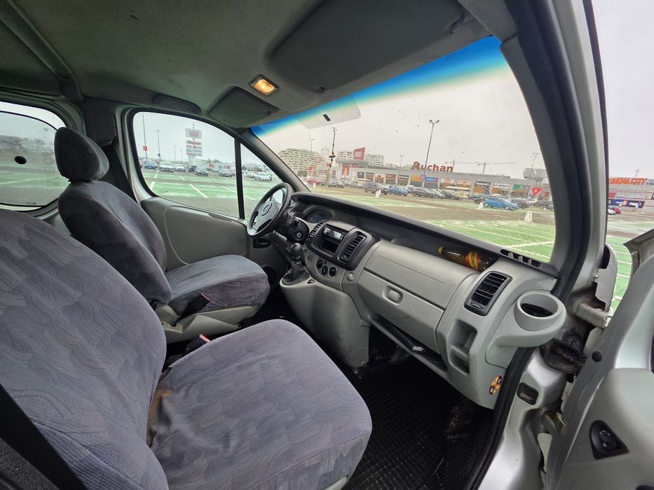 Opel Vivaro / Traffic 2.5 CDTI / 8 Locuri / 2007