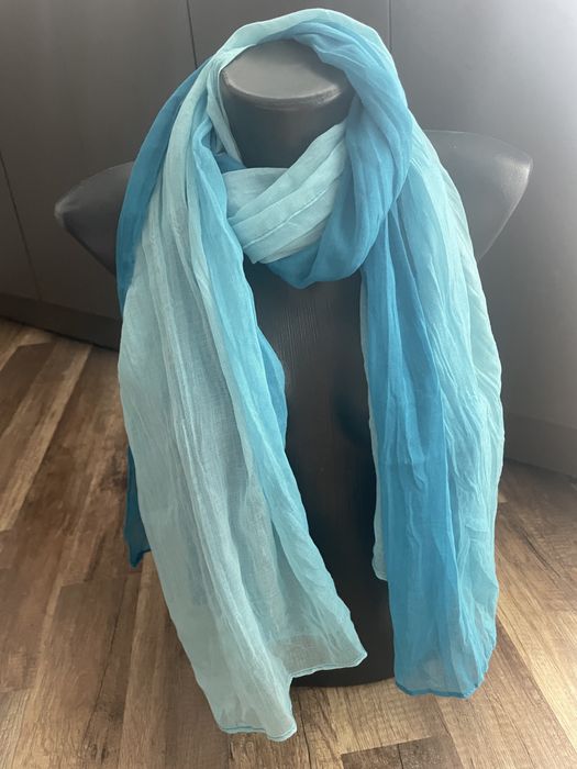 Голям лот от шалове