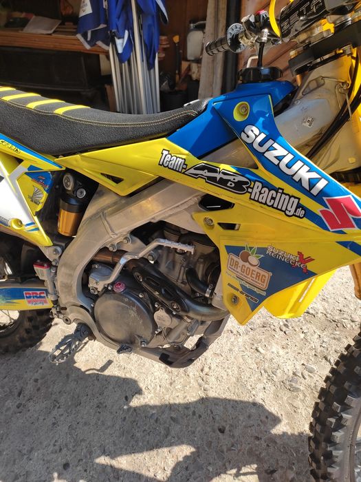 De Vânzare Suzuki RMZ 450cc Moto-Cross...