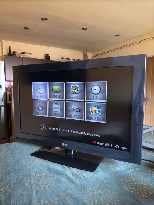 TV LG Full HD 81 cm diagonala
