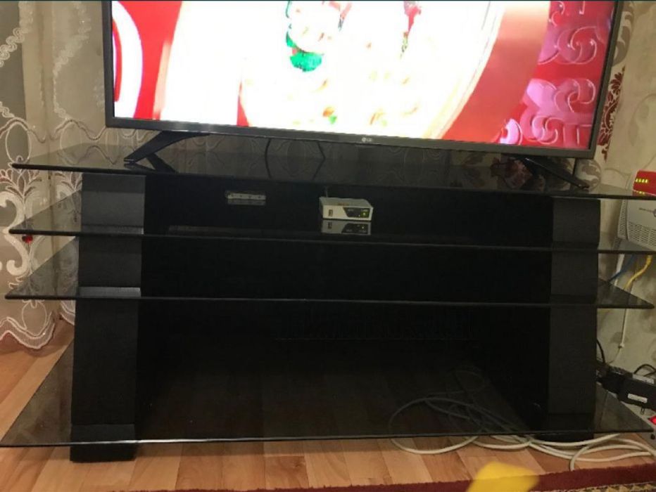 Подставка под телевизор