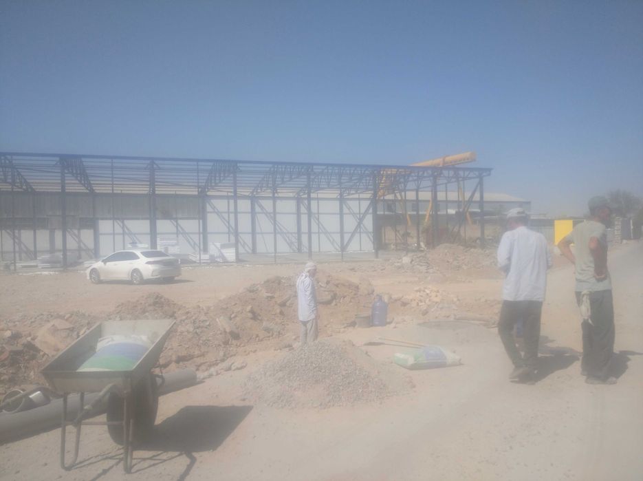 Производственные цеха, склады, обшитые сендвич панелями под ключ.