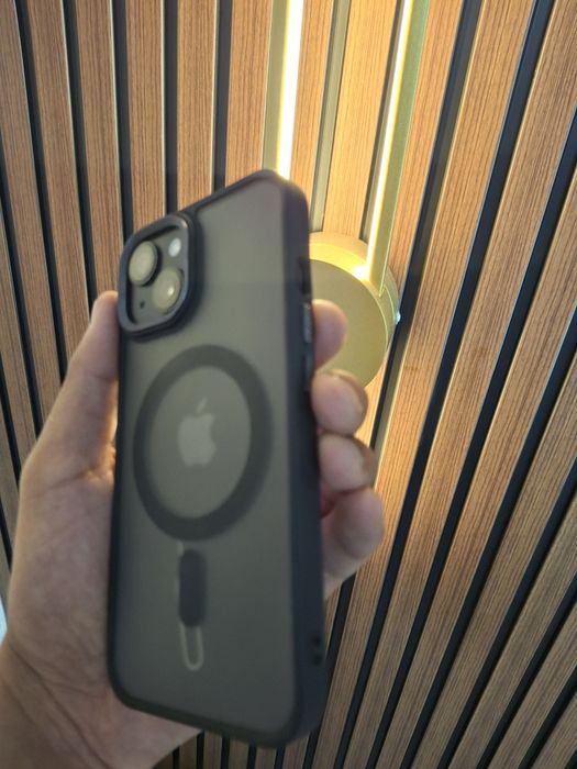 Продам Iphone 14