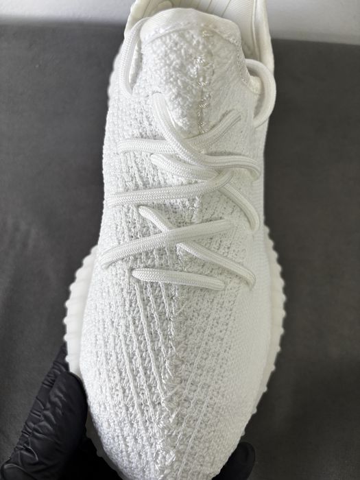 Yeezy marime 37
