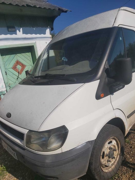 2004 Ford Transit