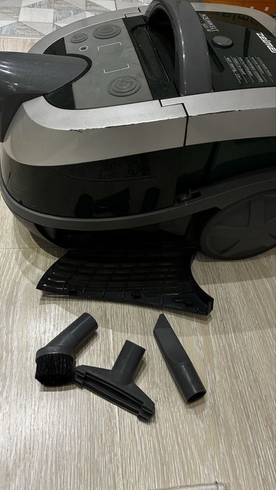 Моющий пылесос zelmer 1500вт