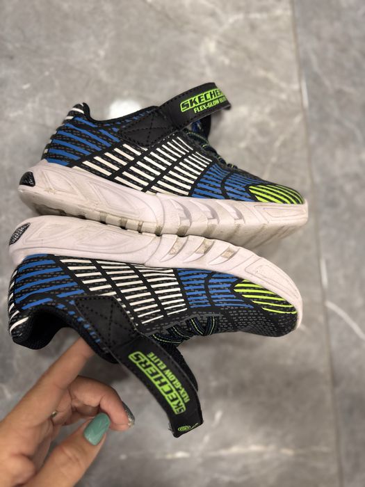 Skechers flex glow elite светещи