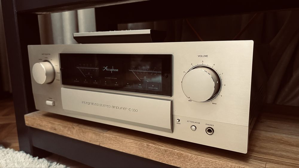 Vand Amplificator Accuphase   E 350