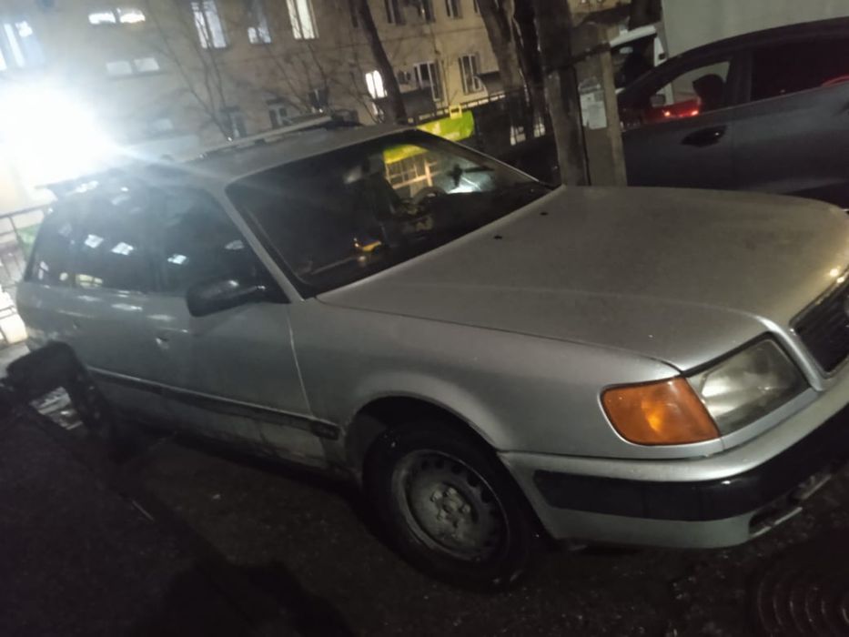 Audi 100 C4 2.3