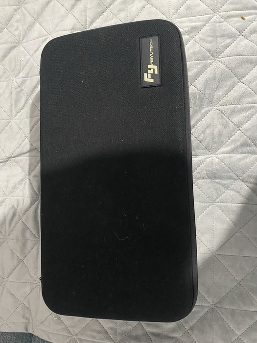 Gimbal Feiyutech A2000 + accesorii foto (ecran verde, adaptoare, cage)