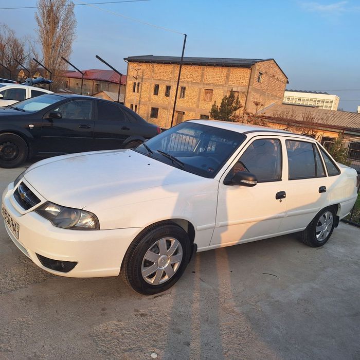 Nexia 2 Srochna sotiladi. BIR QO'L MINILGAN.