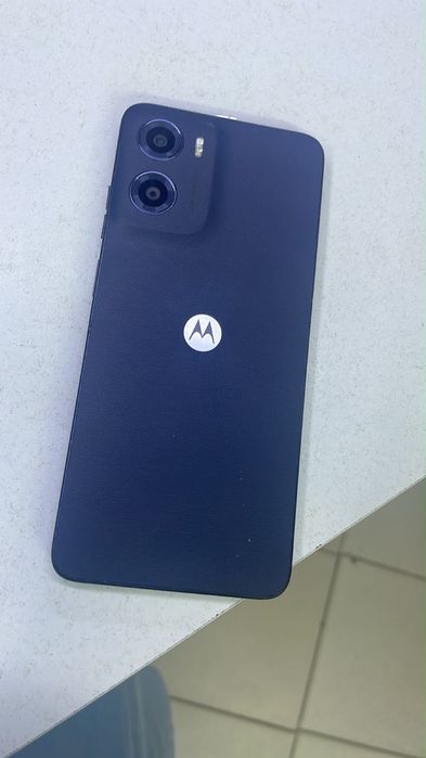MOTOROLA G06 андроид