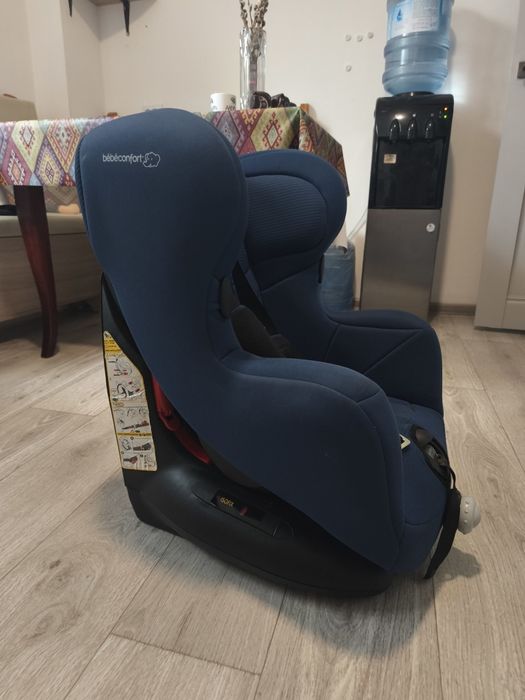 Продам автокресло BebeComfort IsoFix