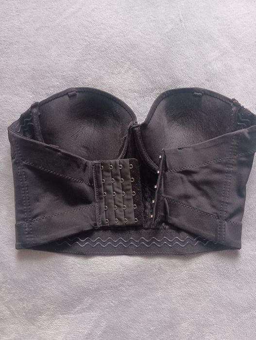 Продам корсет со стразами