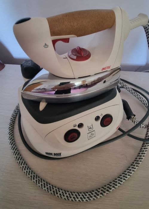 Stație de călcat defecta