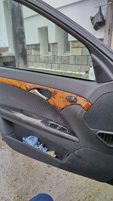 Mercedes benz w211 2.7