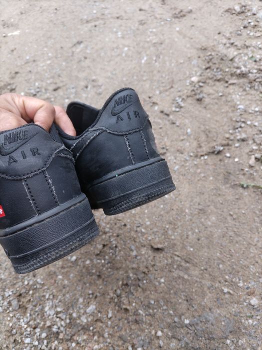 Продам кросовки для мальчика рамер 36