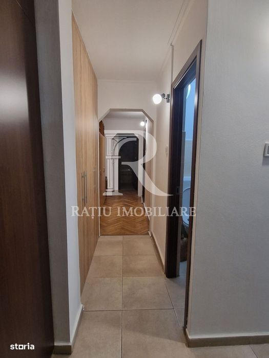 Apartament cu 3 camere | Parcare | Sfantul Apostol Andrei | Oradea