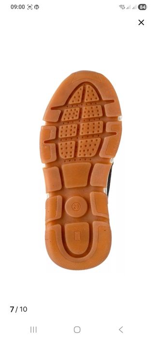 Продам детские кроссовки Турция