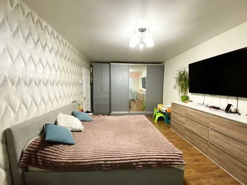 Тристаен имот в кв.Гео Милев