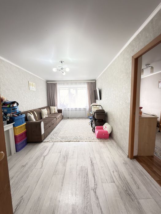 Продам 3 комнатную квартиру