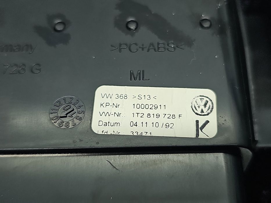 Grila aerisire centrala Volkswagen Touran (1T3) [Fabr 2010-2015] 1T281