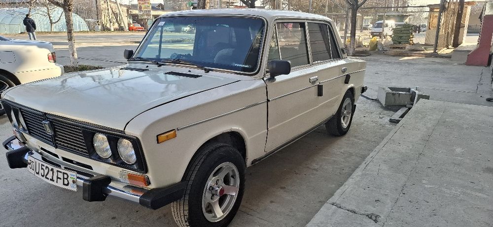 Jiguli Vaz 2106 rangi oq