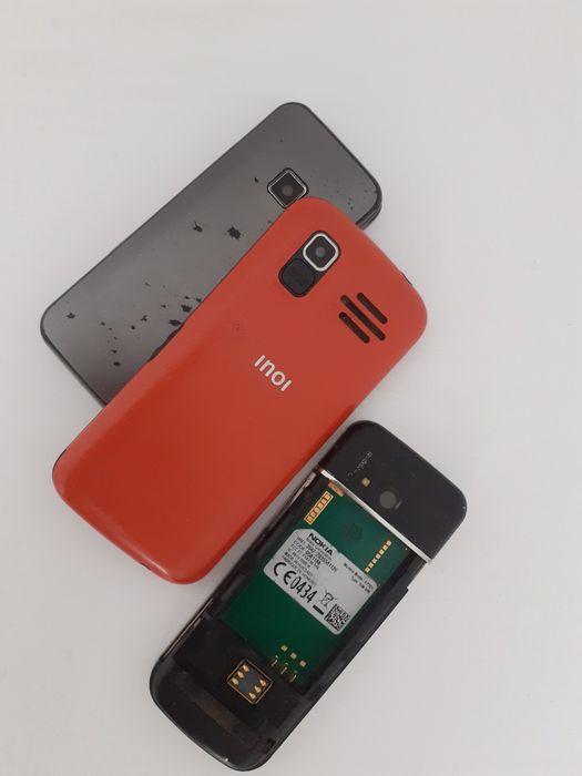 Продам телефоны на запчасти