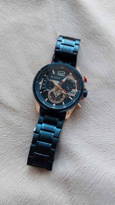 Продам  спортивные часы