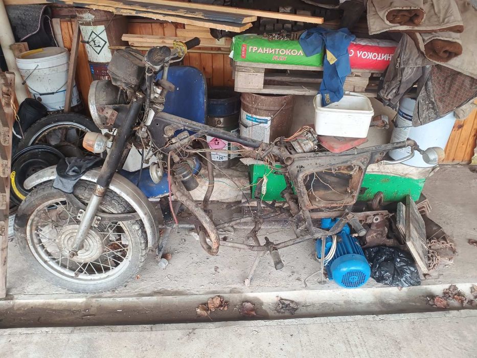 Иж Юпитер  5 ,,разглобен двигател