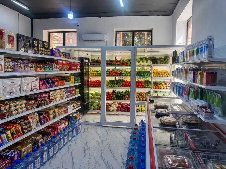 Продаётся пластиковая конструкция