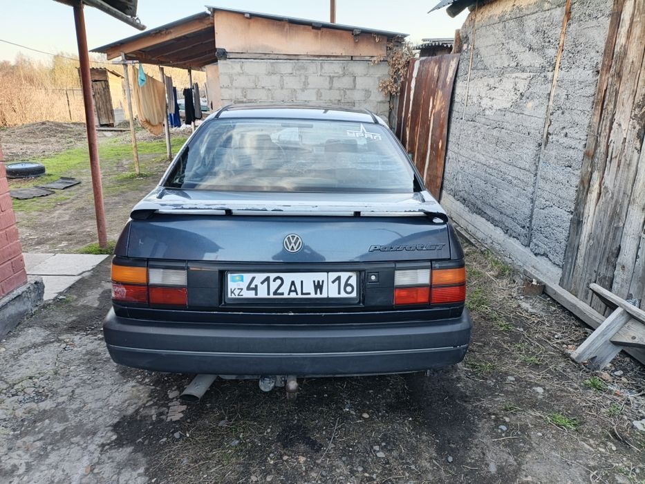 Продам Volkswagen Passat b3 1.8