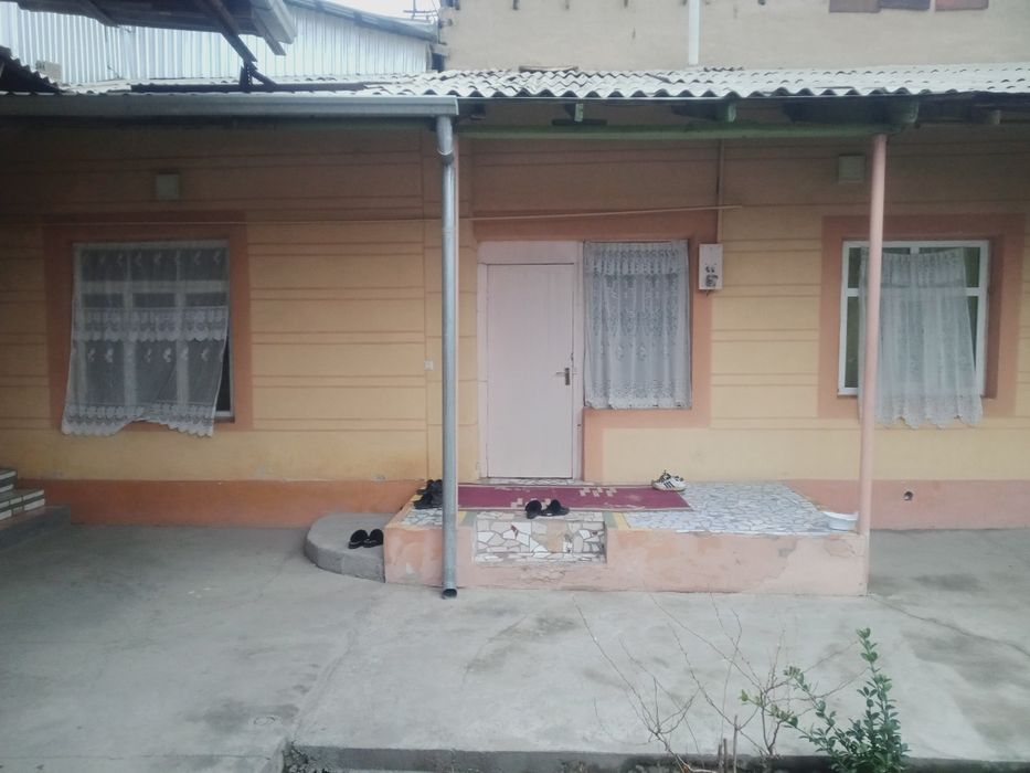 Yer uy sotiladi 2.7 , 3 sotik