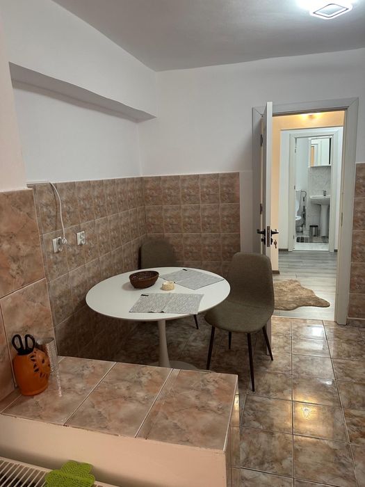 Apartament 2 camere decomandat