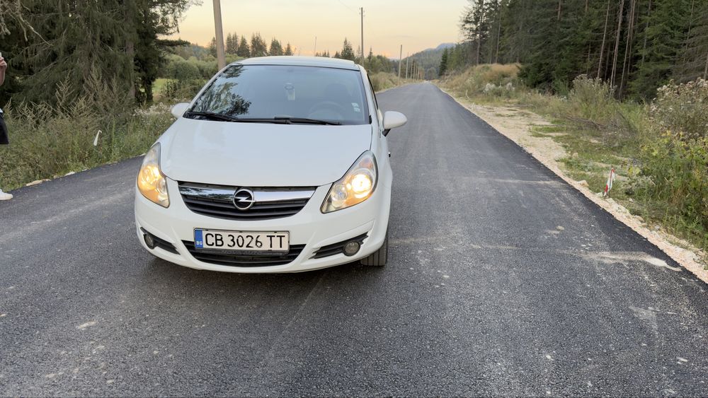 Opel corsa 1.2 2010