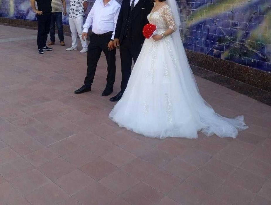 Kelin kuylak Turkiyadan olingan tuflisi va karonasiyam bor