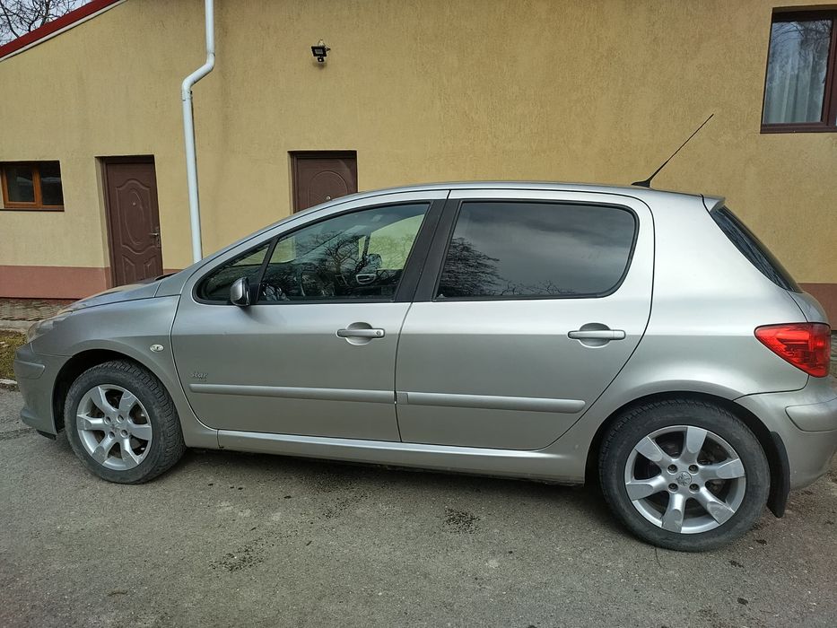Vând Peugeot 307 1.6 diesel