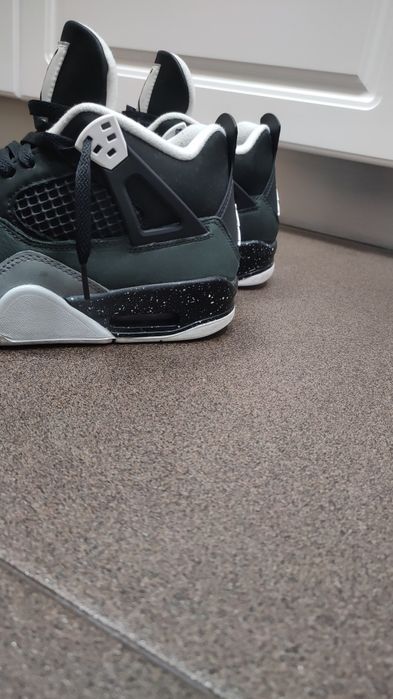 Jordan 4 Fear Originali