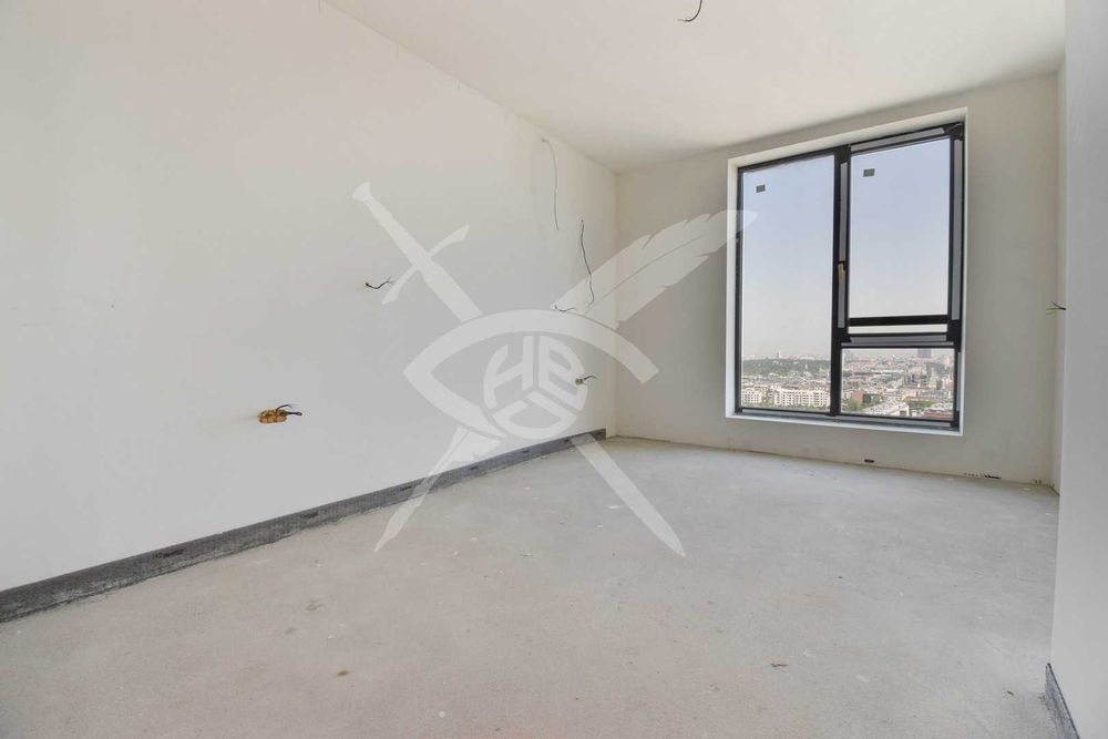 Многостаен апартамент в кв. Кръстова вада № 572-19001